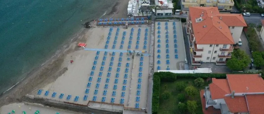 Holiday home Appartamenti Scarone Diano Marina